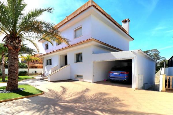 Casa independiente en C. Juan Ramon Jimenez