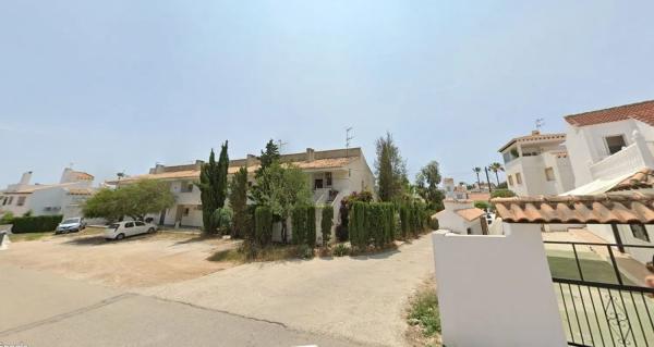 Casa independiente en Urbanización Pau 3 Ctra Villamartín