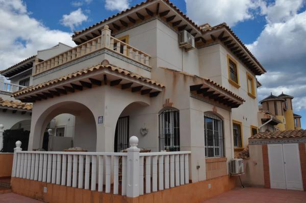 Chalet pareado en calle Cabo Raso, 25