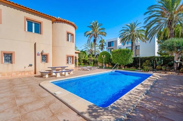 Chalet en Barrio Cabo Roig