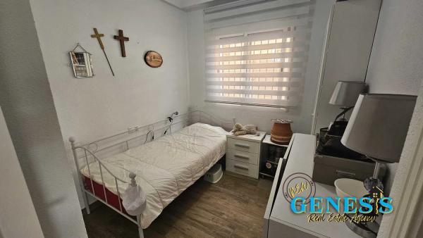 Chalet adosado en calle Ebro, 847