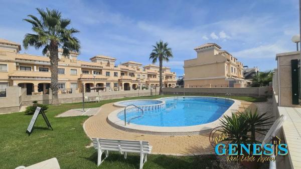 Chalet adosado en calle Ebro, 847