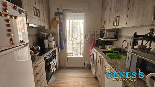 Chalet adosado en calle Ebro, 847