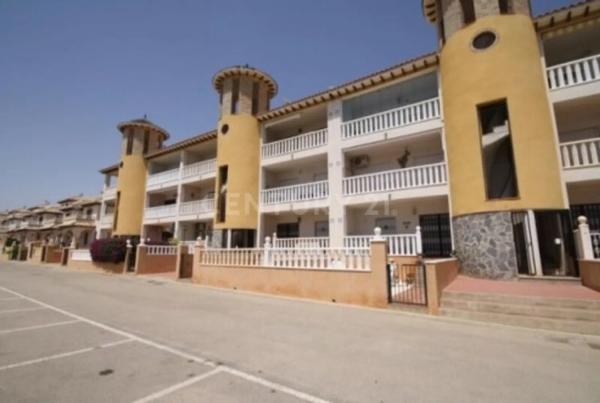 Casa independiente en calle Castillo de la Atalaya