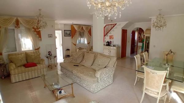 Chalet en Barrio Villamartín-Las Filipinas