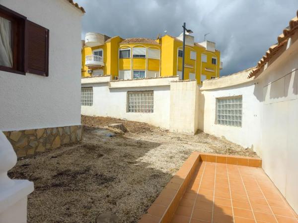 Casa independiente en calle Picos de Europa