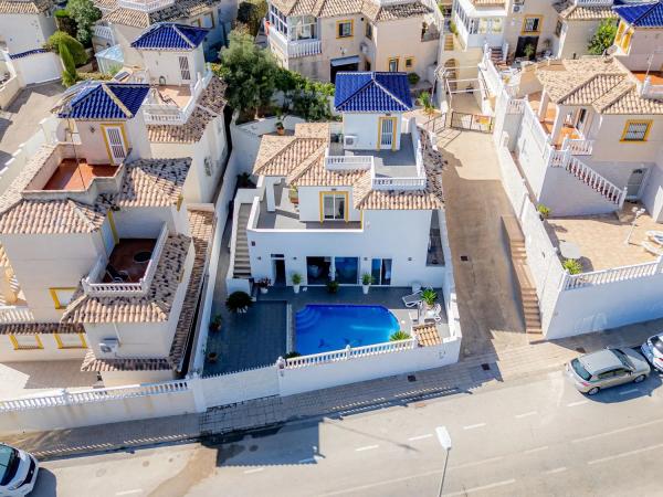 Chalet en Barrio La Zenia