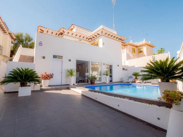 Chalet en Barrio La Zenia