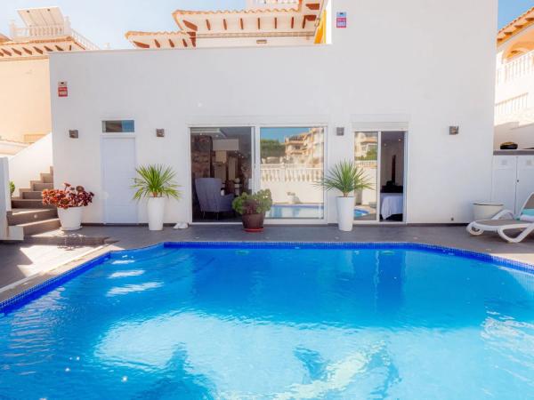 Chalet en Barrio La Zenia