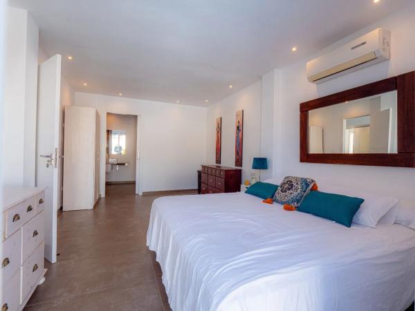 Chalet en Barrio La Zenia