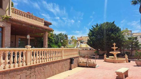 Chalet en calle Cabo de la Nao