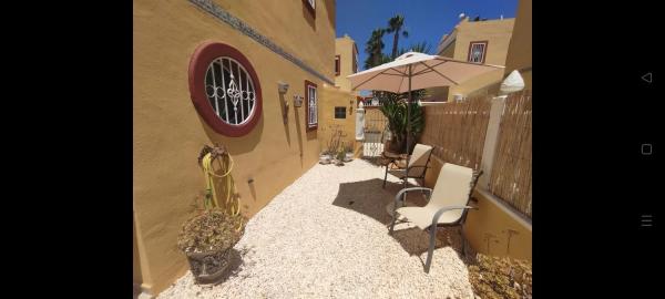 Casa independiente en calle Pintor Ribera, 18