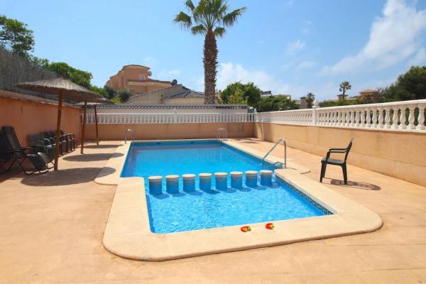 Chalet en Barrio Playa Flamenca