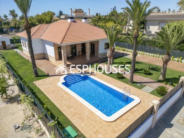 Chalet en Barrio Cabo Roig