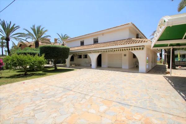 Chalet en Barrio Cabo Roig