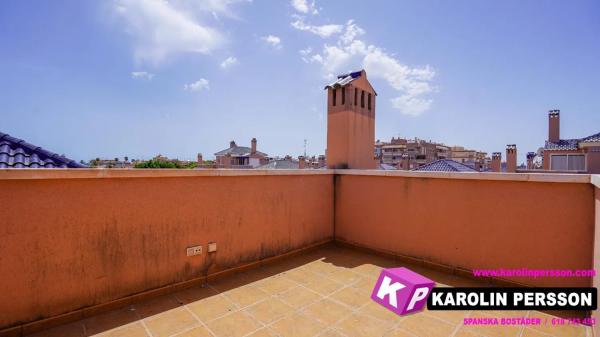 Casa independiente en avenida Zaragoza