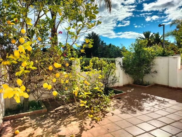 Chalet adosado en Urbanización Los Naranjos de Marbella