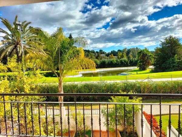 Chalet adosado en Urbanización Los Naranjos de Marbella