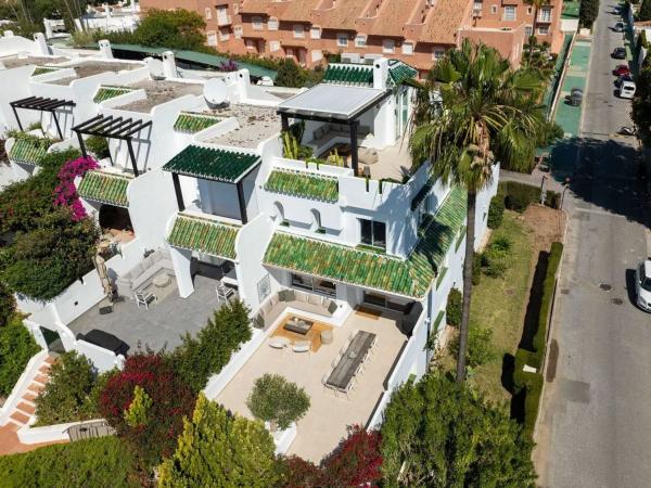 Chalet adosado en Urbanizacion n Andalucia l