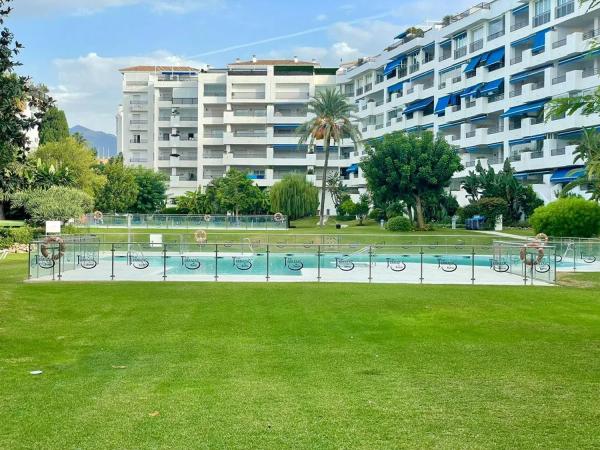 Dúplex en Barrio Puerto Banús