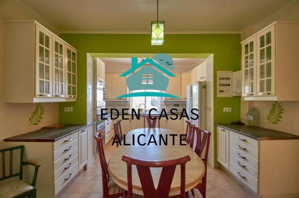 Casa independiente en Cv-775