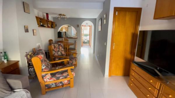 Chalet pareado en calle Llomes de Reixes, 2