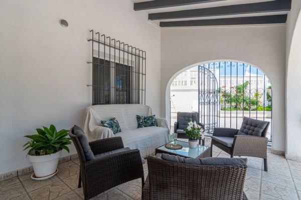 Casa independiente en calle de Venta Lanuza