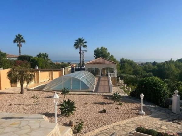 Chalet en La Pedrera-Vessanes