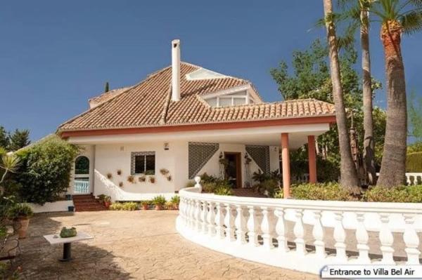 Casa independiente en avenida de Europa