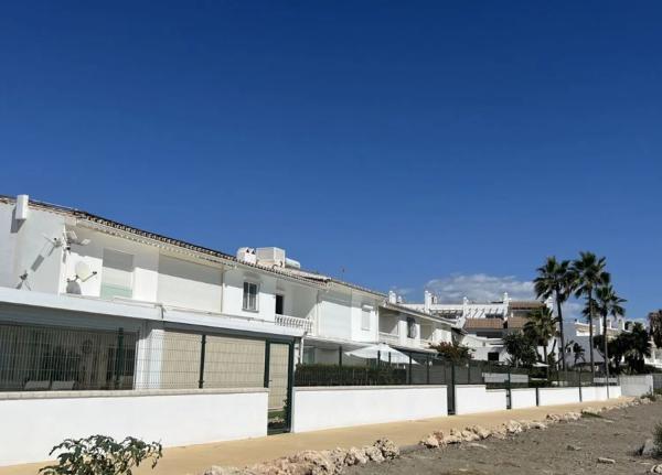 Chalet adosado en Urbanizacion Presidente Beach, 7