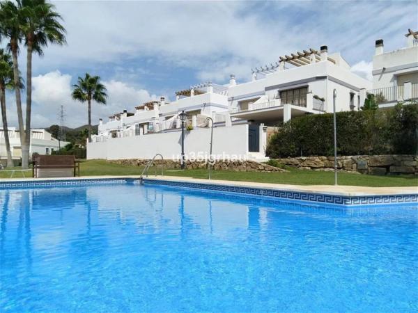 Chalet adosado en Alvaro de Bazán