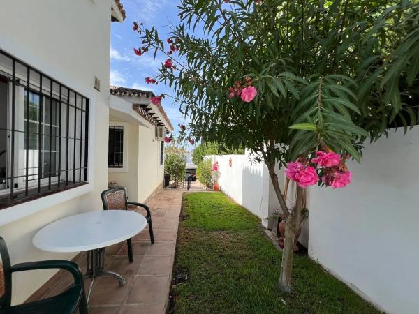 Casa independiente en avenida de la Gardenia, 18