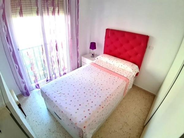 Chalet adosado en calle Recinto Ferial