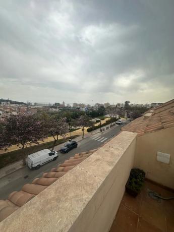 Chalet adosado en calle Virgen de la Victoria