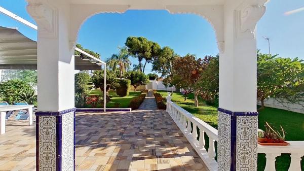 Casa independiente en calle Velázquez