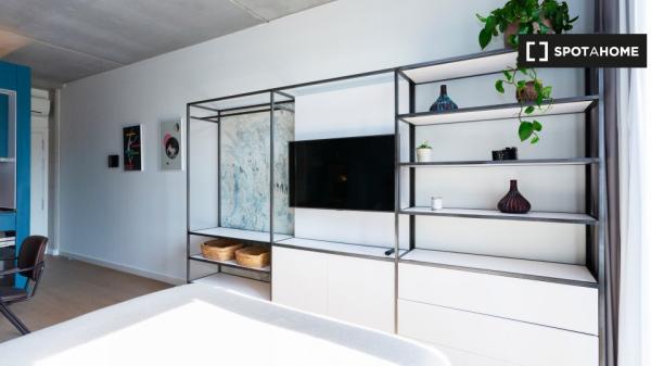 Möbliertes Studio-Apartment in einem Co-Living in Barcelona