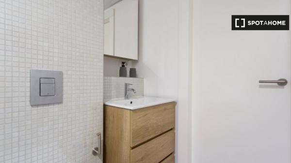 Möbliertes Studio-Apartment in einem Co-Living in Barcelona