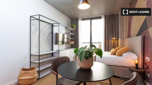 Möbliertes Studio-Apartment in einem Co-Living in Barcelona