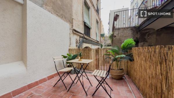 Apartamento de 1 dormitorio en alquiler en Ciutat Vella, Barcelona.