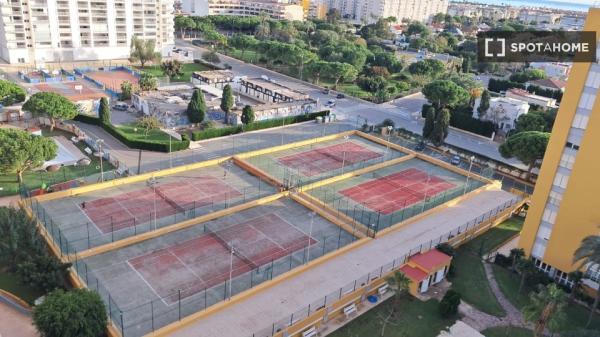 Piso entero de 3 habitaciones en Canet d'en Berenguer