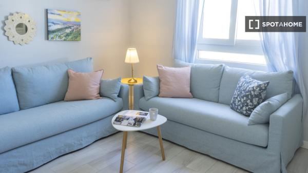 Apartamento completo de 3 dormitorios en Málaga