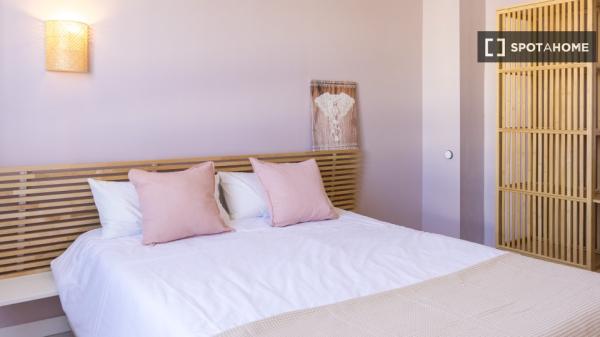 Apartamento completo de 3 dormitorios en Málaga