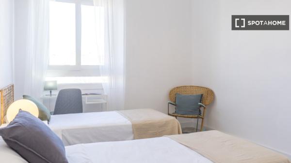 Apartamento completo de 3 dormitorios en Málaga