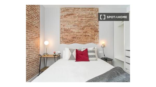 Apartamento de 2 quartos para alugar em Barcelona