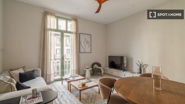 Apartamento entero de 2 dormitorios en Barcelona.