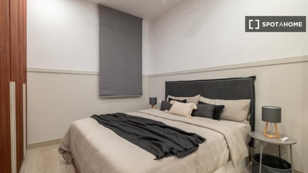 Apartamento entero de 2 dormitorios en Barcelona.