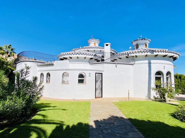 Casa independiente en avenida del Pacífico