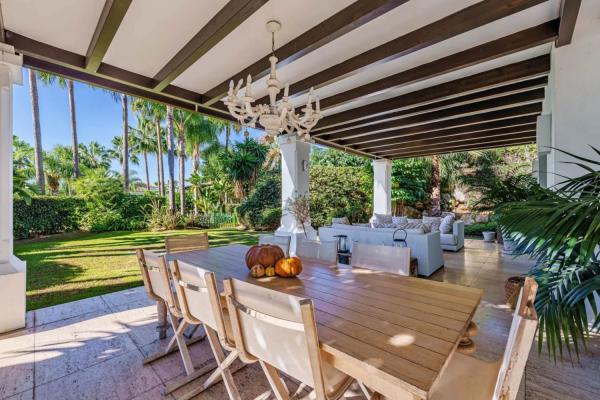 Casa independiente en Lugar Urbanizacion Lomas de Marbella Club, 75