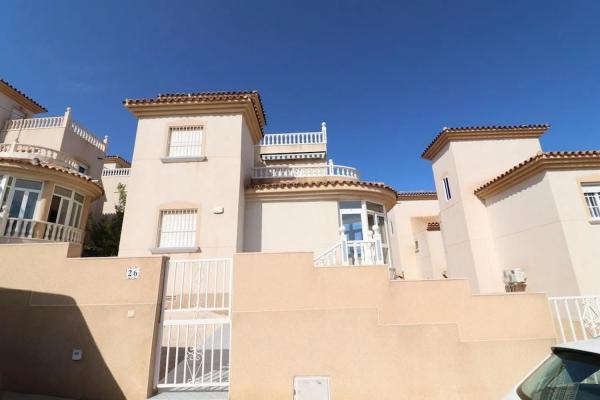 Casa independiente en carretera de Villamartín