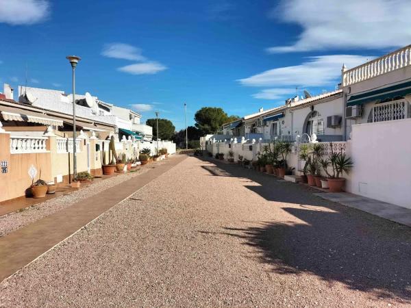 Chalet en Barrio La Siesta - El Salado - Torreta